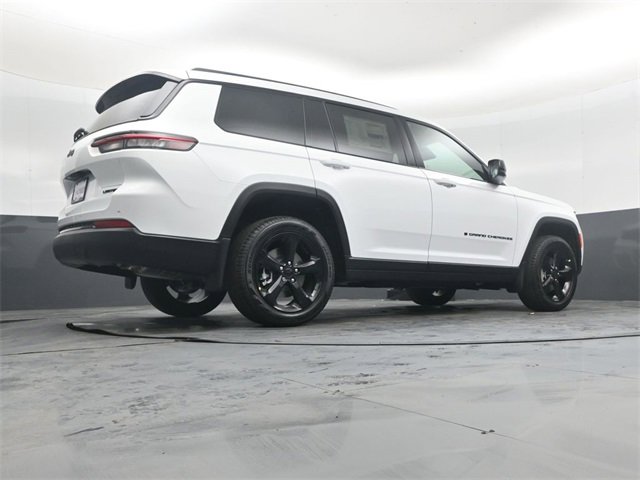 New 2025 Jeep Grand Cherokee L Limited w/ Black Appearance Package image 42