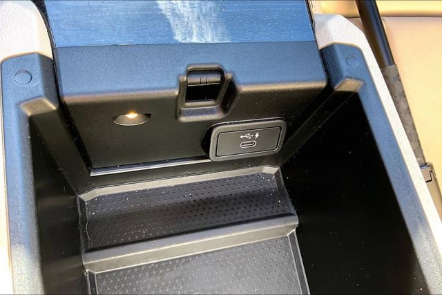 Used 2021 BMW 430i Coupe w/ Convenience Package image 16