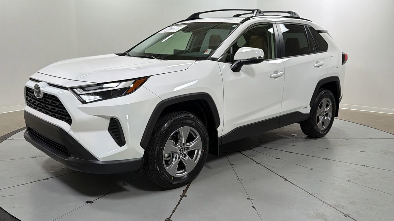 Certified 2025 Toyota RAV4 XLE w/ Convenience Package image 1