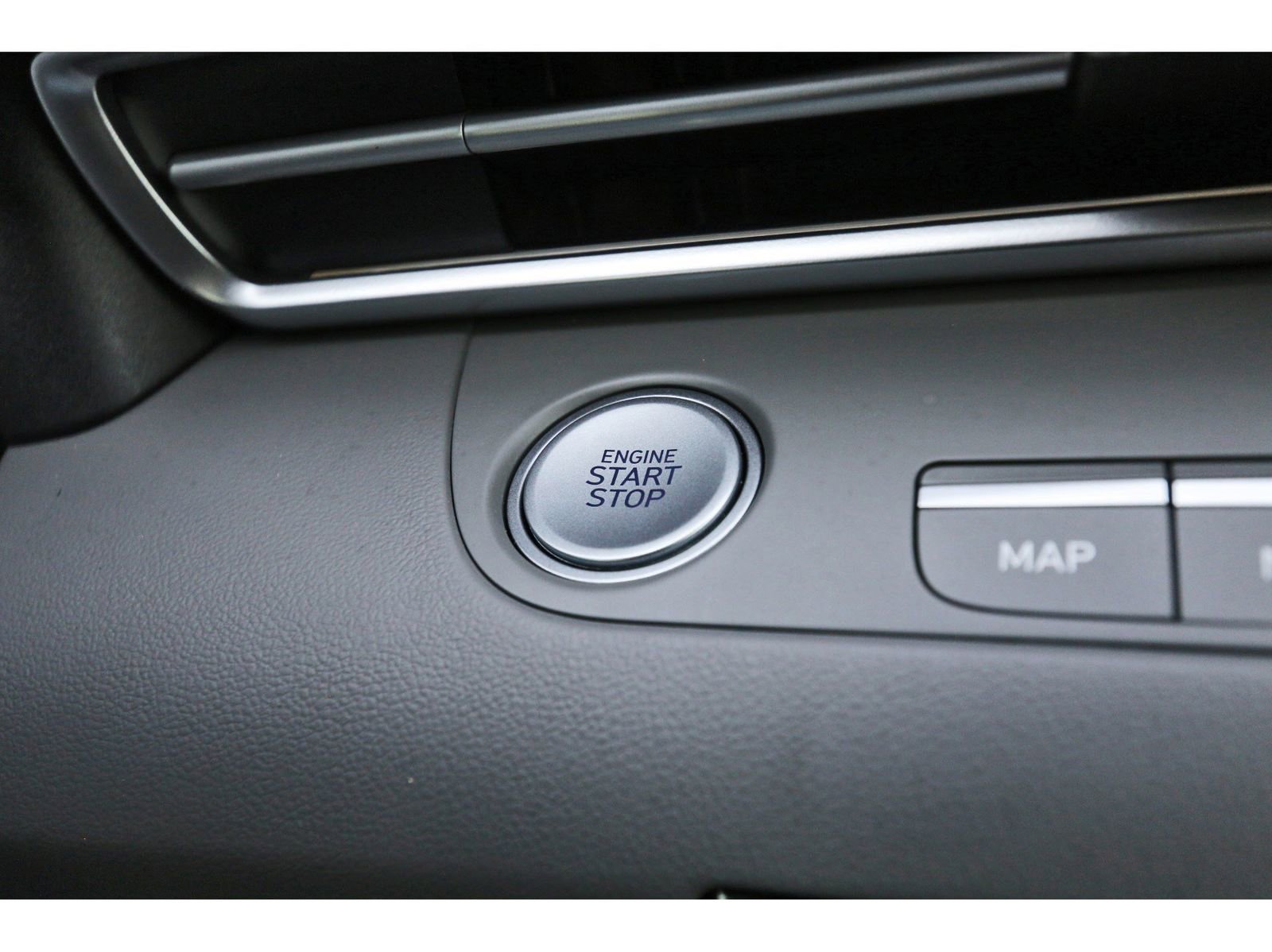 Certified 2024 Hyundai Elantra SEL FWD image 28