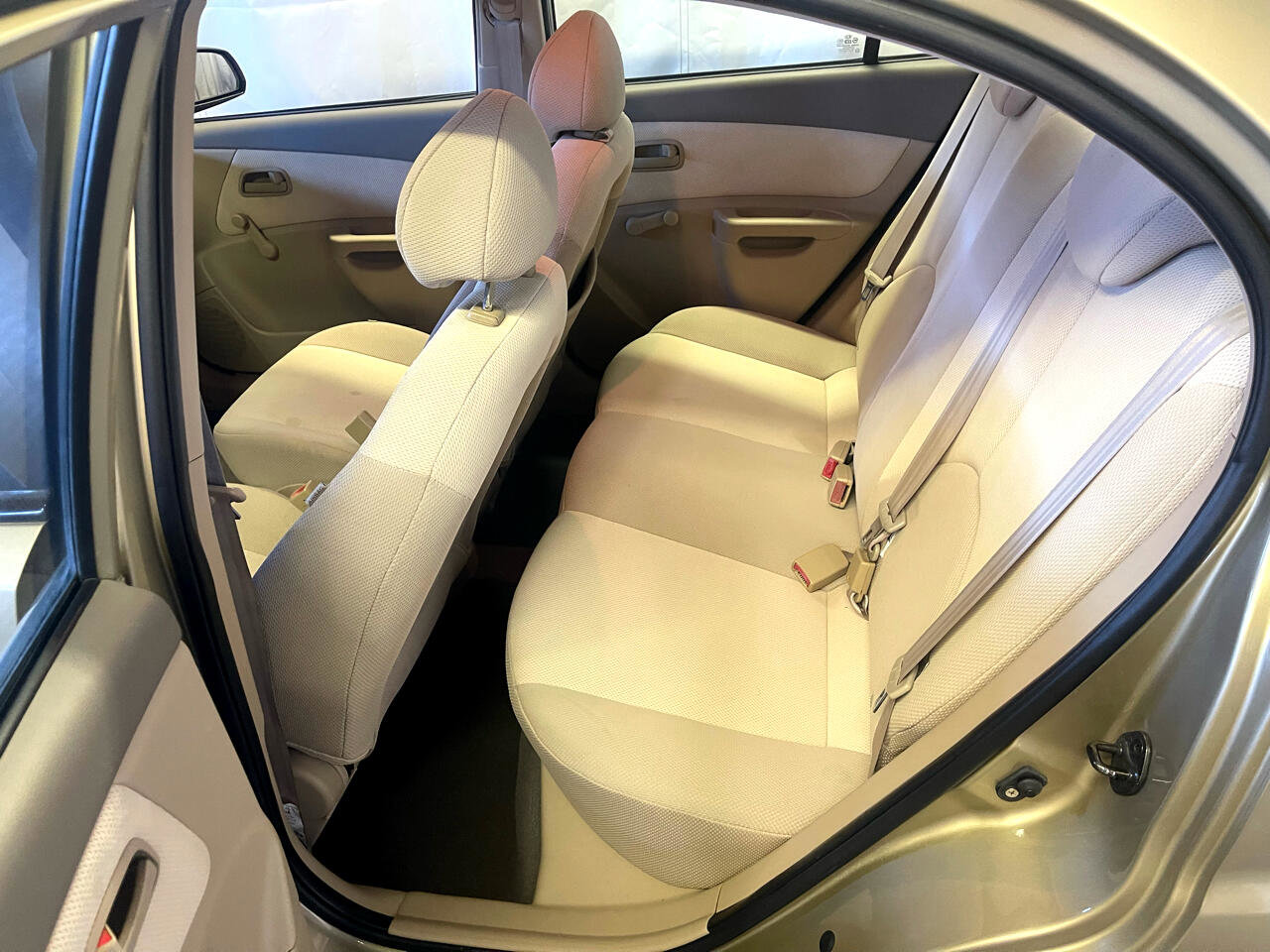 Used 2007 Kia Rio LX image 20