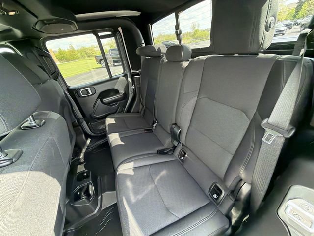 Used 2021 Jeep Gladiator Sport AWD/4WD image 25