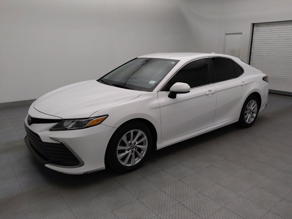 Used 2023 Toyota Camry LE FWD image 2