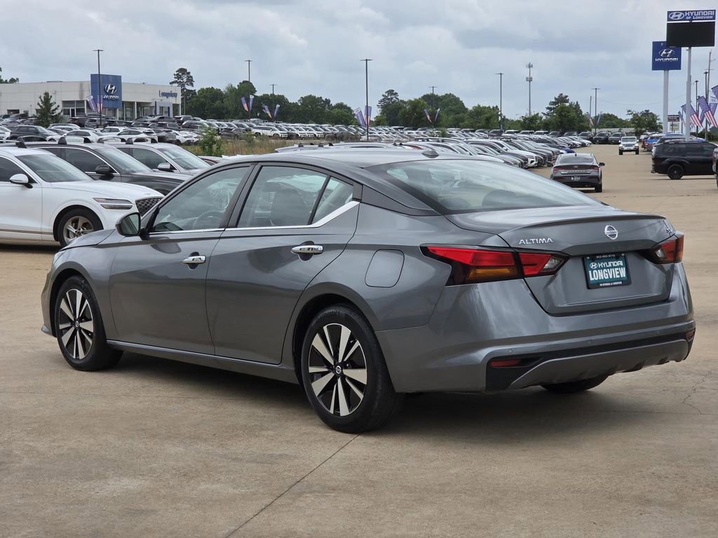 Used 2022 Nissan Altima 2.5 SV FWD image 4