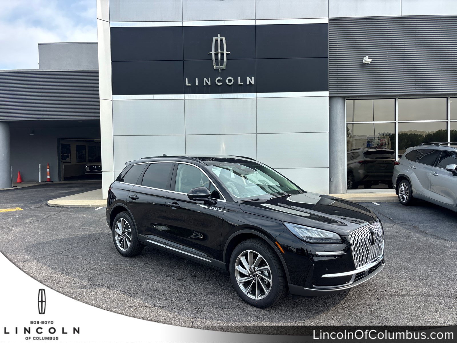 New 2026 Lincoln Corsair Premiere AWD/4WD image 1