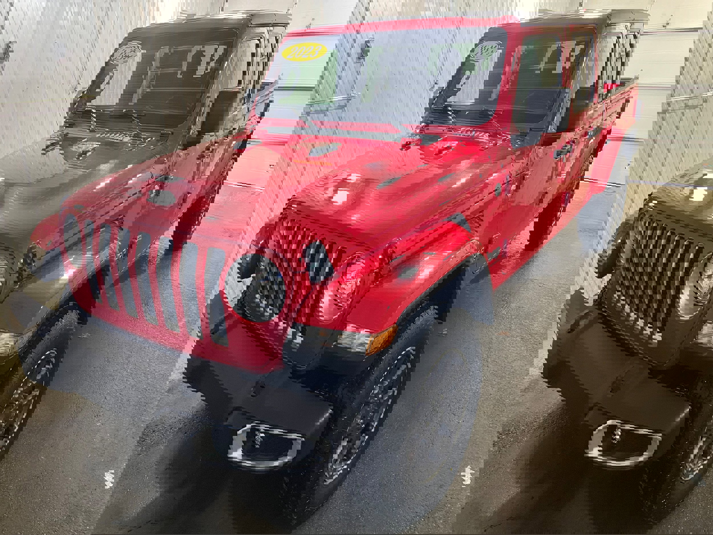 Used 2023 Jeep Gladiator Overland image 4