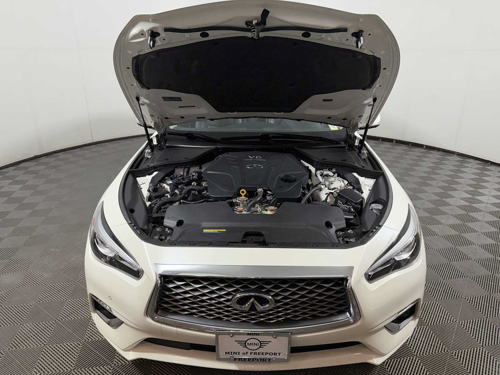 Used 2023 INFINITI Q50 Luxe w/ Cargo Package AWD/4WD image 31