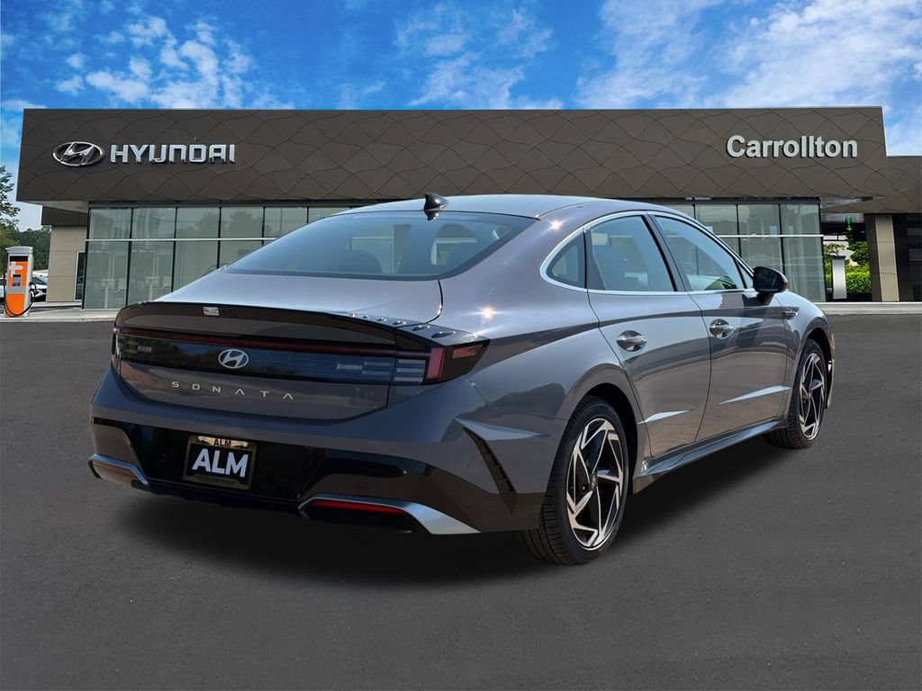 New 2026 Hyundai Sonata SEL FWD image 6