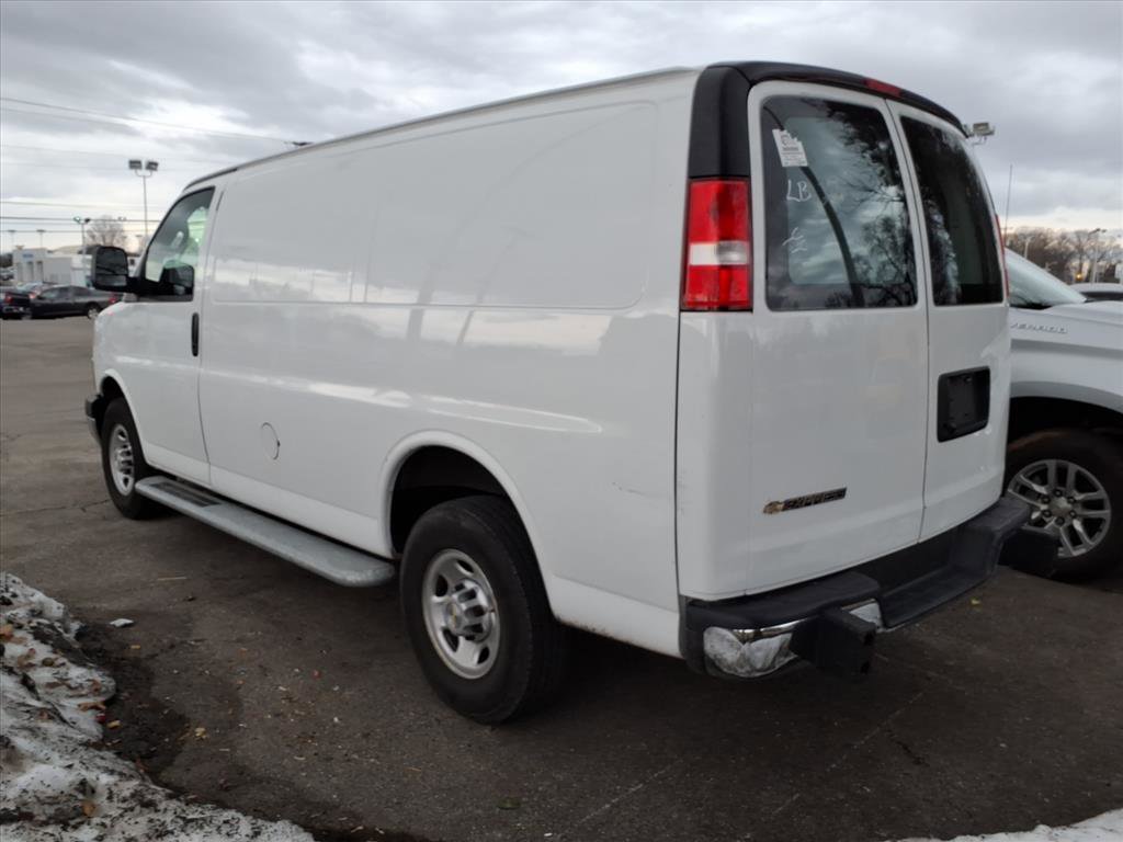 Used 2024 Chevrolet Express 2500 w/ Driver Convenience Package image 3