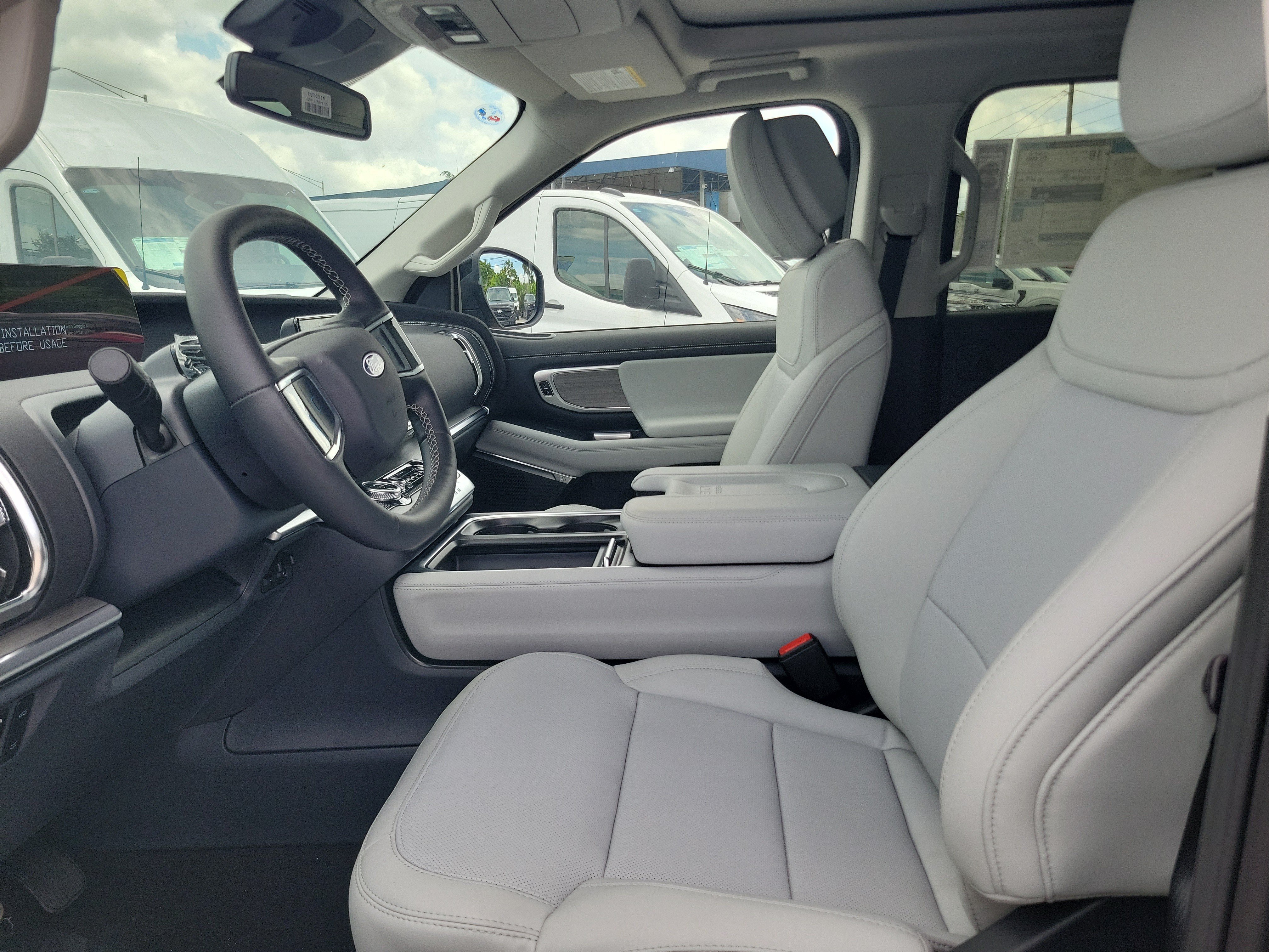 New 2027 Ford Expedition Platinum AWD/4WD image 13