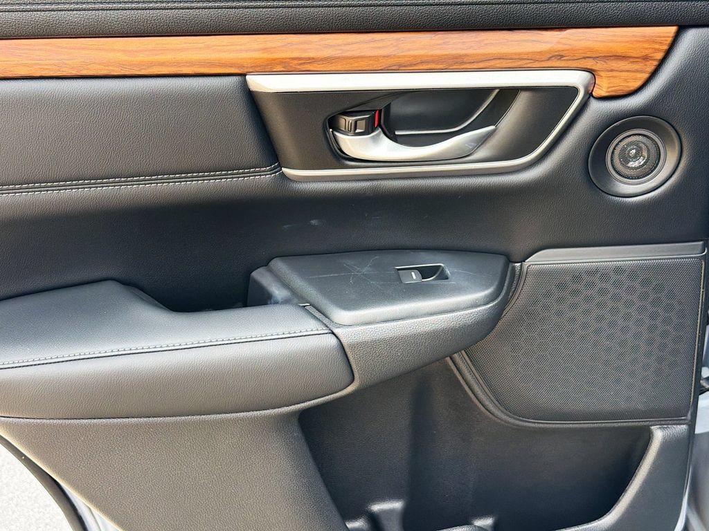 Used 2020 Honda CR-V Touring image 27