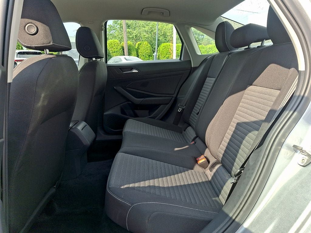 Certified 2023 Volkswagen Jetta S FWD image 10