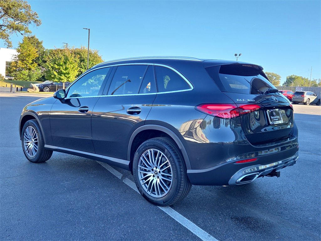 New 2026 Mercedes-Benz GLC 300 4MATIC image 3