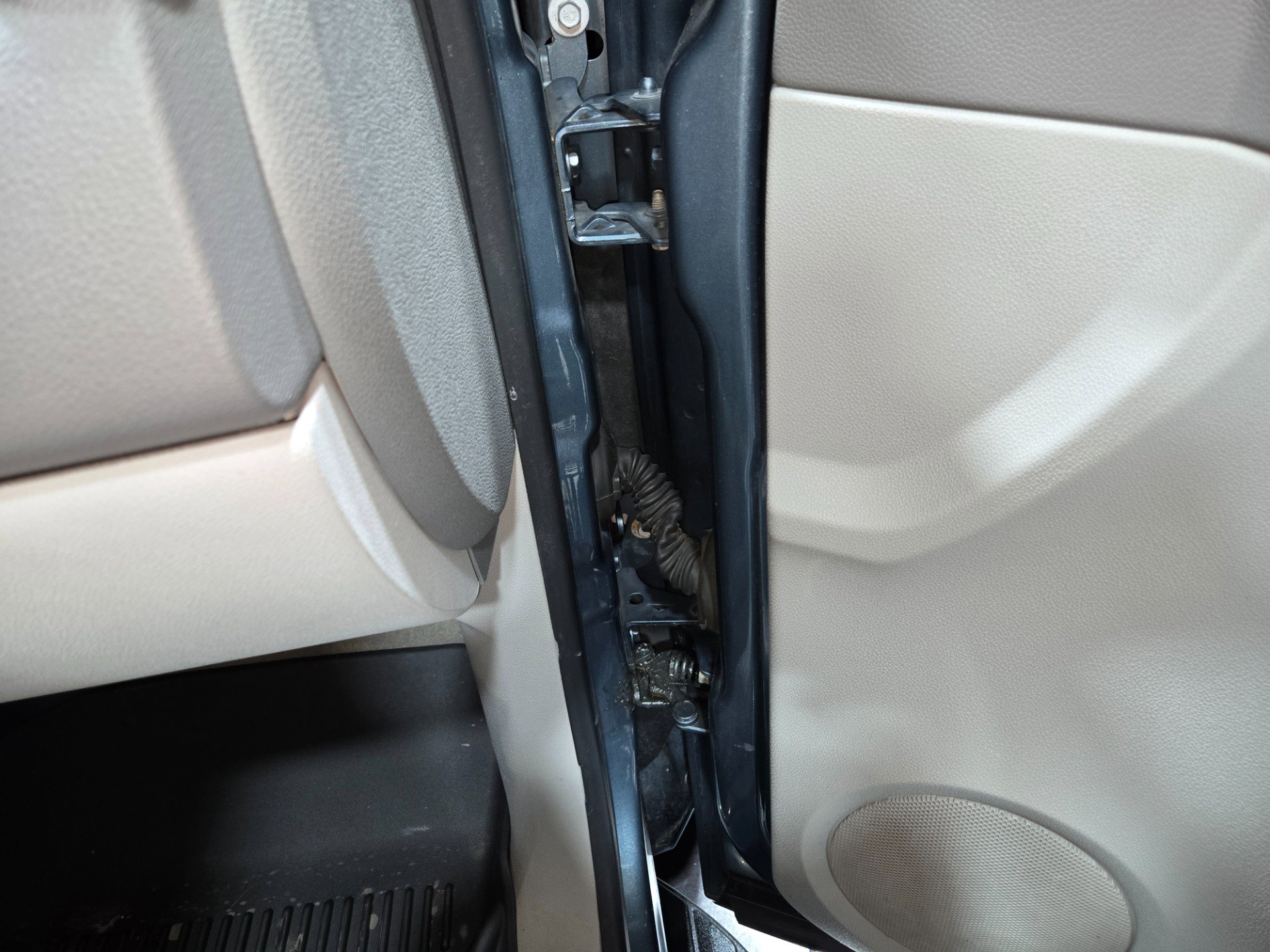Used 2008 Chevrolet Avalanche LTZ w/ LTZ Preferred Equipment Group image 97