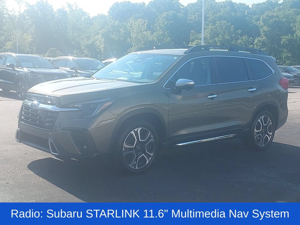 Used 2023 Subaru Ascent Touring AWD/4WD image 3