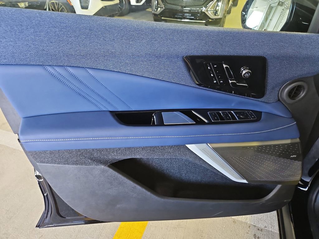 New 2025 Cadillac Optiq Sport 2 image 28