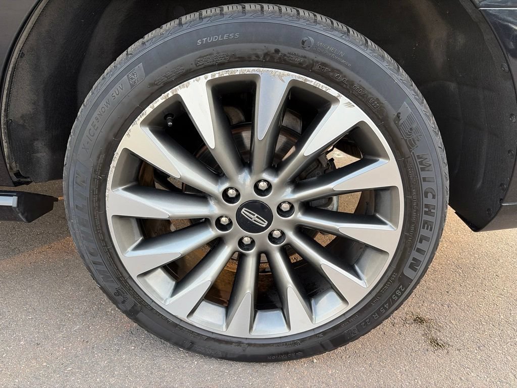 Used 2021 Lincoln Navigator Reserve AWD/4WD image 38