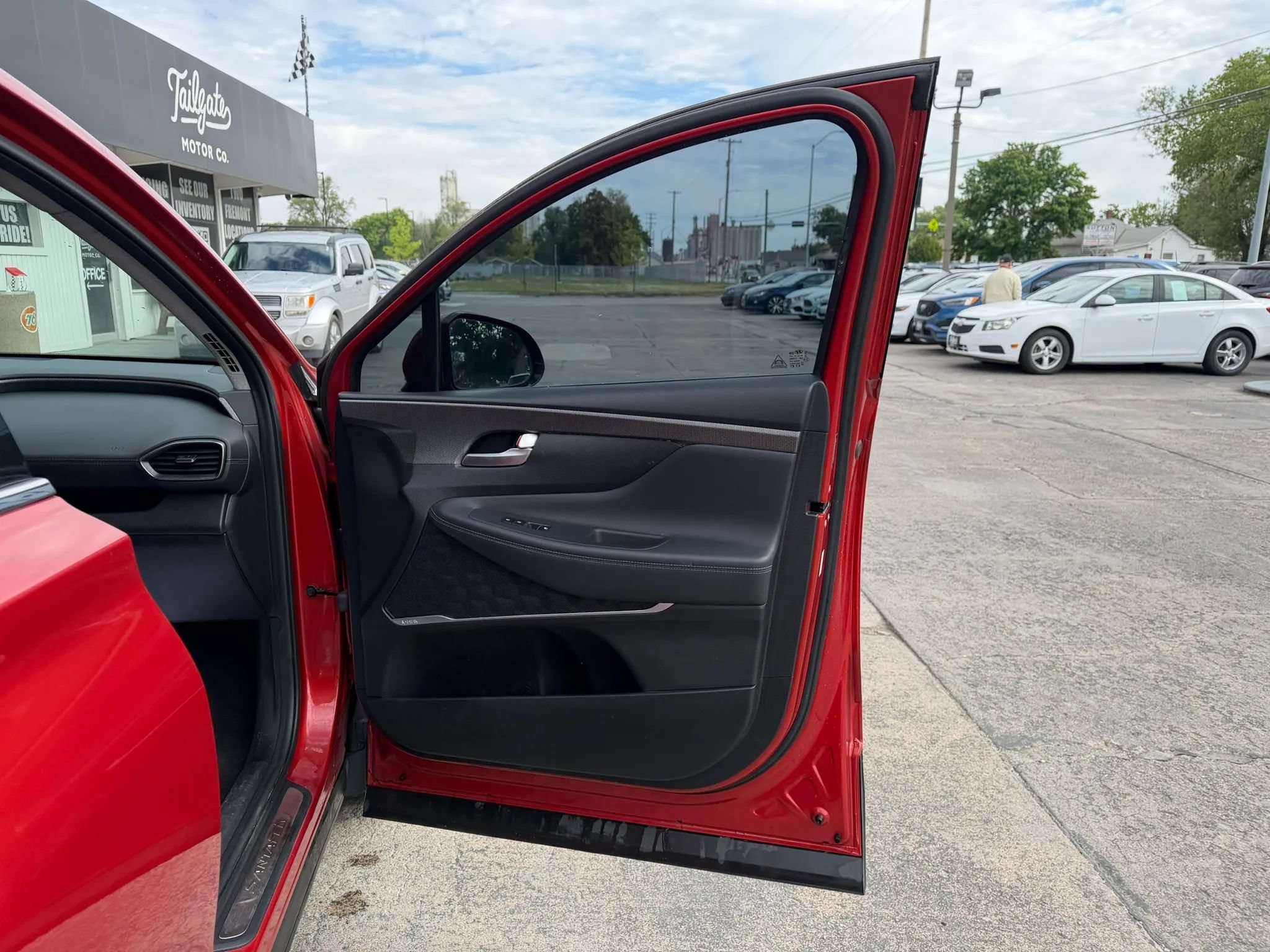 Used 2019 Hyundai Santa Fe Limited FWD image 14
