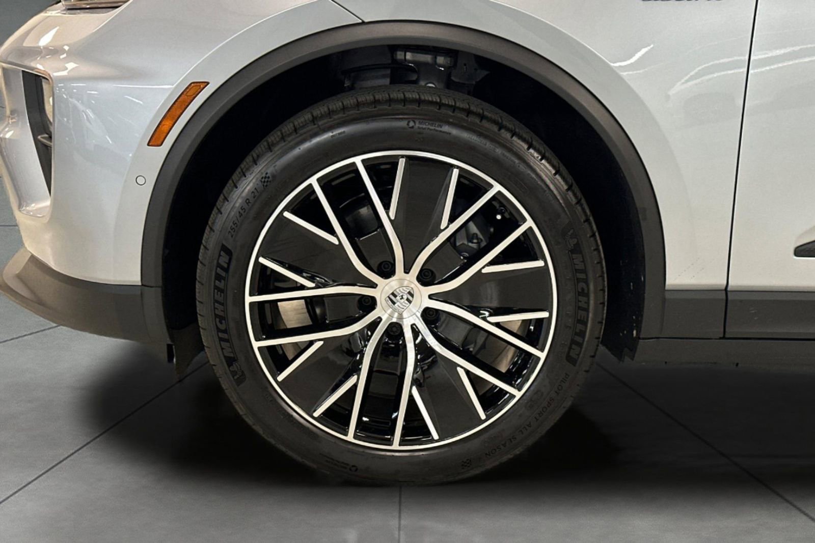 New 2025 Porsche Macan Electric image 12