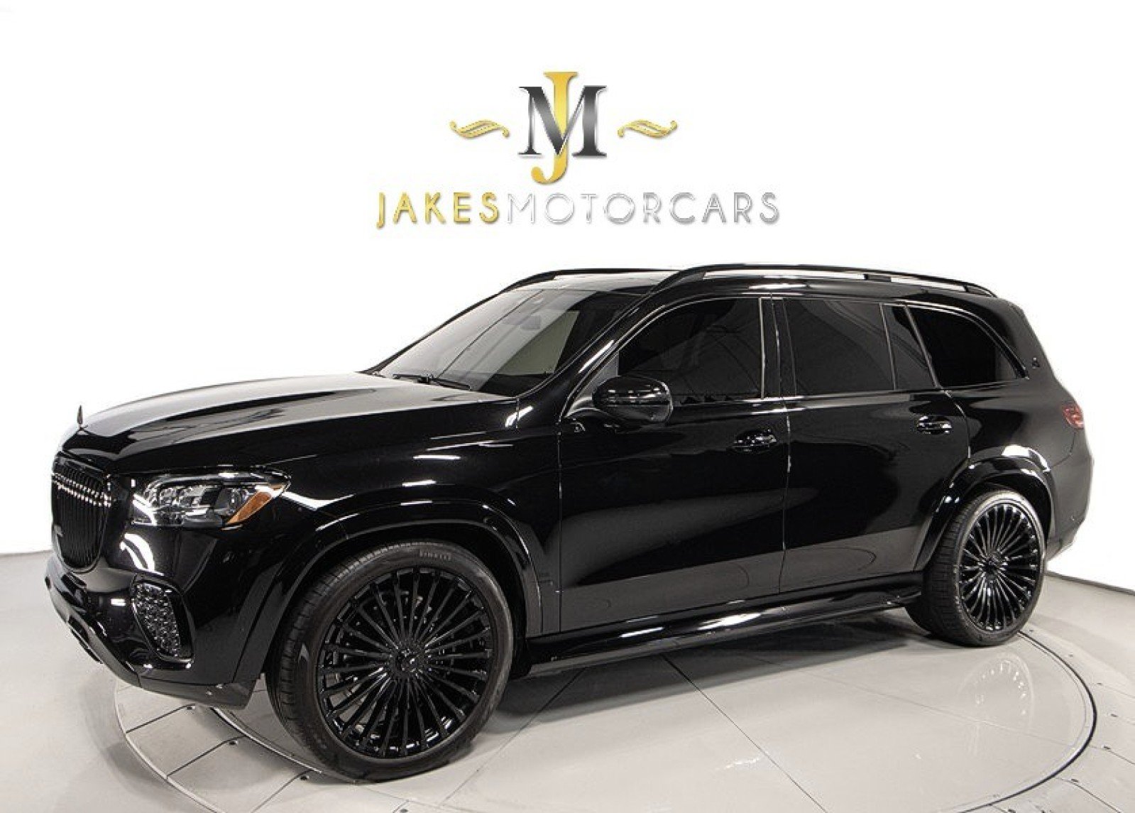 Used 2024 Mercedes-Benz Maybach GLS 600 4MATIC image 1