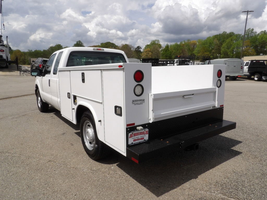 Used 2015 Ford F250 XL image 5