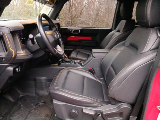 Used 2024 Ford Bronco Badlands image 12