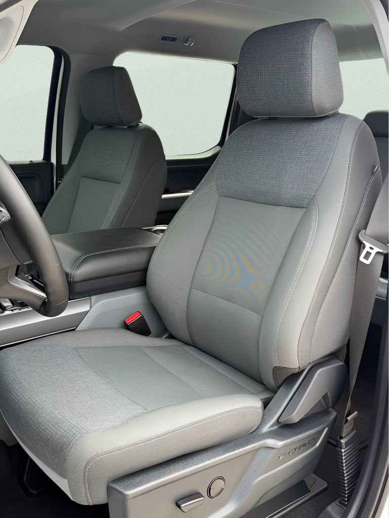 Certified 2025 Ford F150 Lightning XLT AWD/4WD image 29