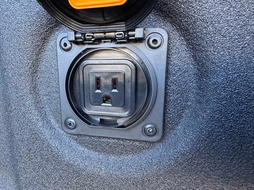 New 2026 Nissan Frontier PRO-4X w/ Pro-4x Convenience Package image 11