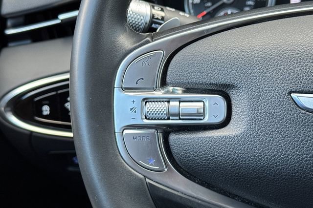 Used 2025 Genesis GV70 2.5T image 36