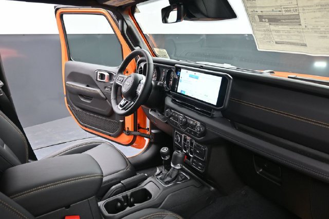 New 2026 Jeep Wrangler Unlimited Sahara AWD/4WD image 41