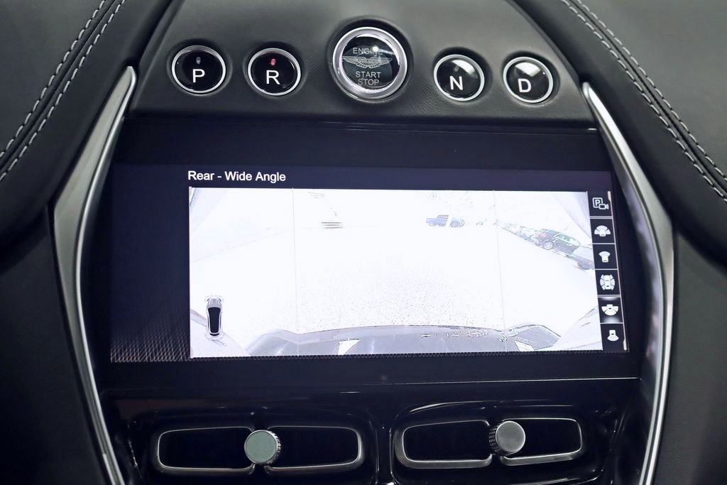 Used 2021 Aston Martin DBX AWD/4WD image 19