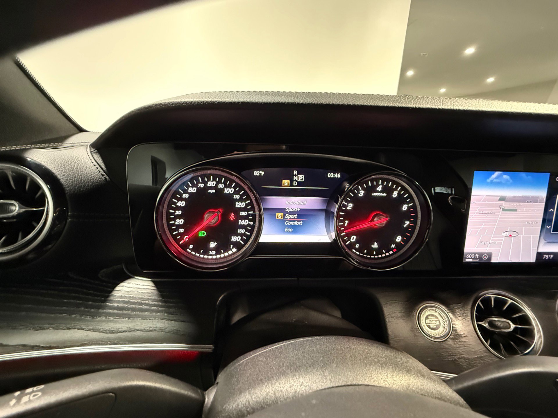 Used 2018 Mercedes-Benz E 400 4MATIC Coupe image 35