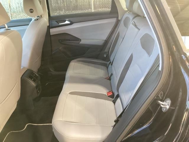 Used 2024 Volkswagen Taos SE image 7