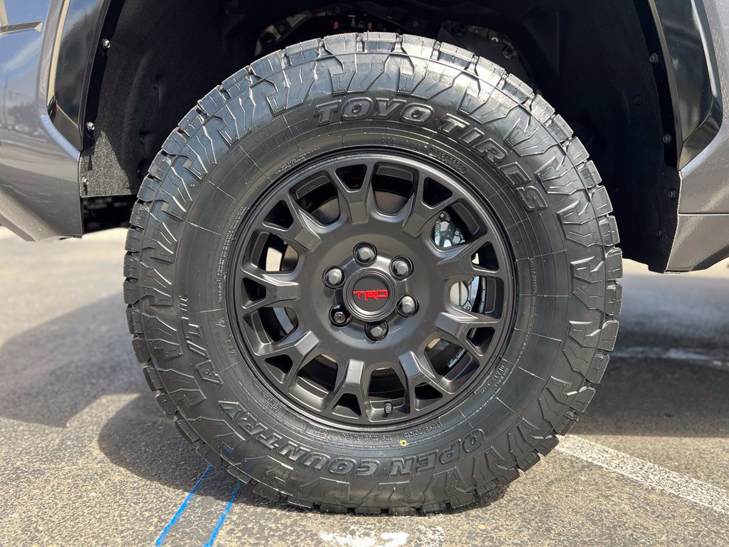 New 2026 Toyota Tundra Platinum AWD/4WD image 9