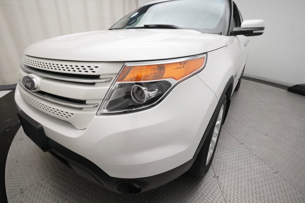 Used 2014 Ford Explorer Limited w/ Equipment Group 301A AWD/4WD image 25