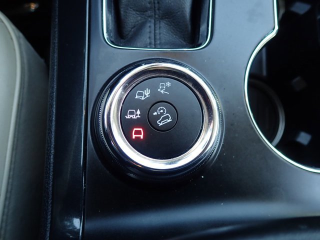 Used 2019 Ford Explorer Limited w/ Limited Luxury Package AWD/4WD image 24