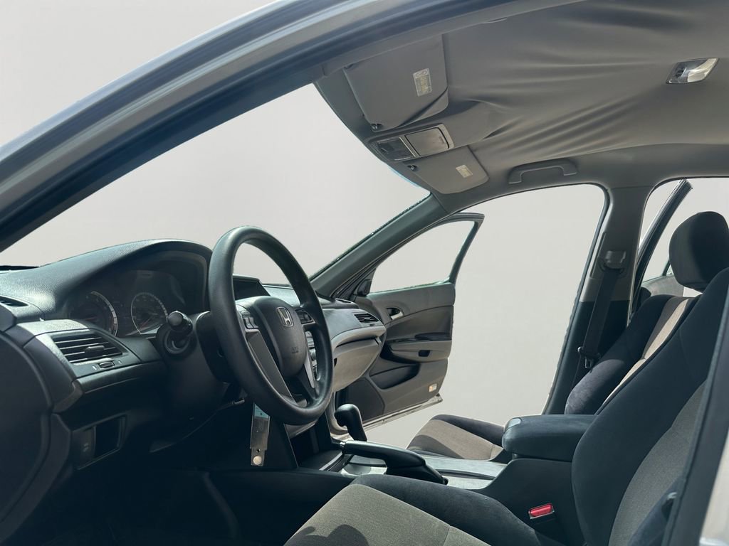 Used 2009 Honda Accord LX image 9