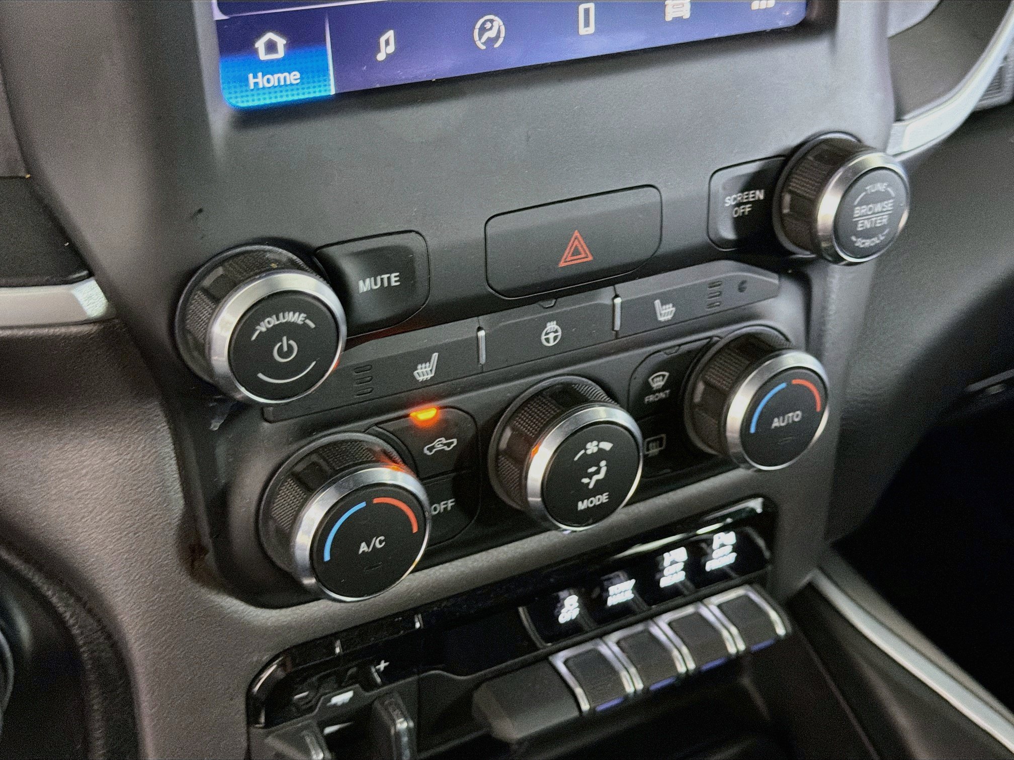 Used 2022 RAM 1500 Lone Star AWD/4WD image 23