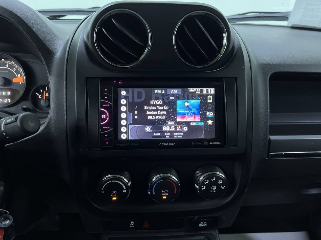 Used 2014 Jeep Patriot Sport w/ Power Value Group FWD image 21