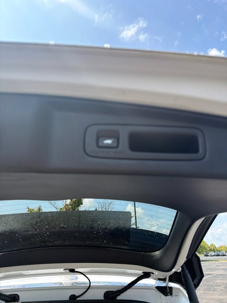 Certified 2025 Honda CR-V Sport Touring image 9
