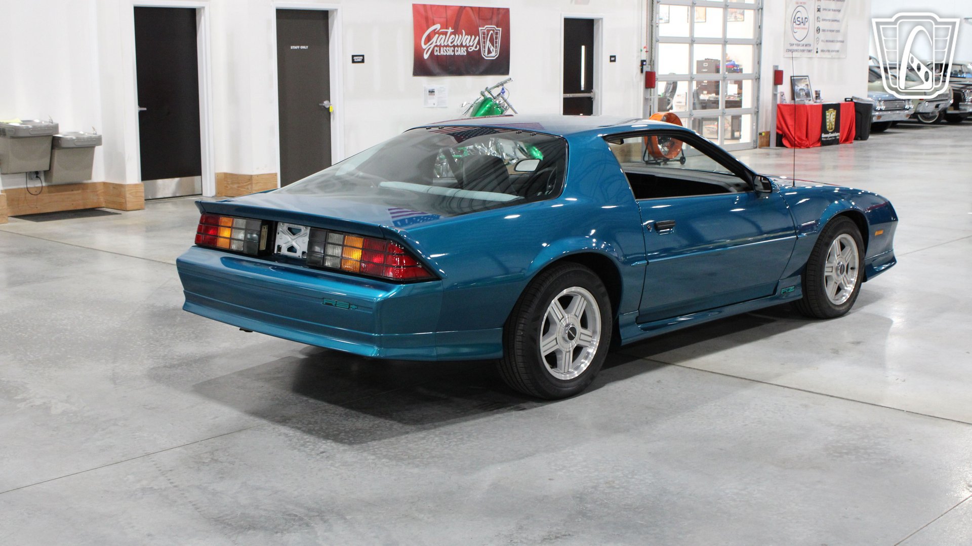Used 1991 Chevrolet Camaro RS RWD image 4