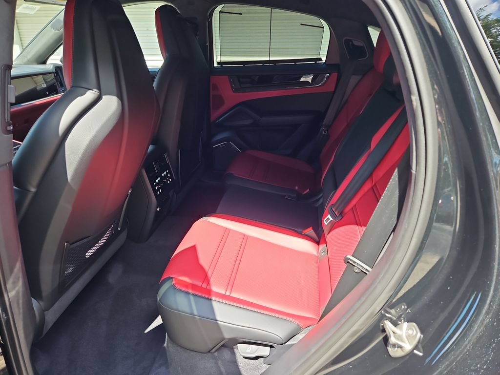 New 2026 Porsche Cayenne Turbo GT AWD/4WD image 25