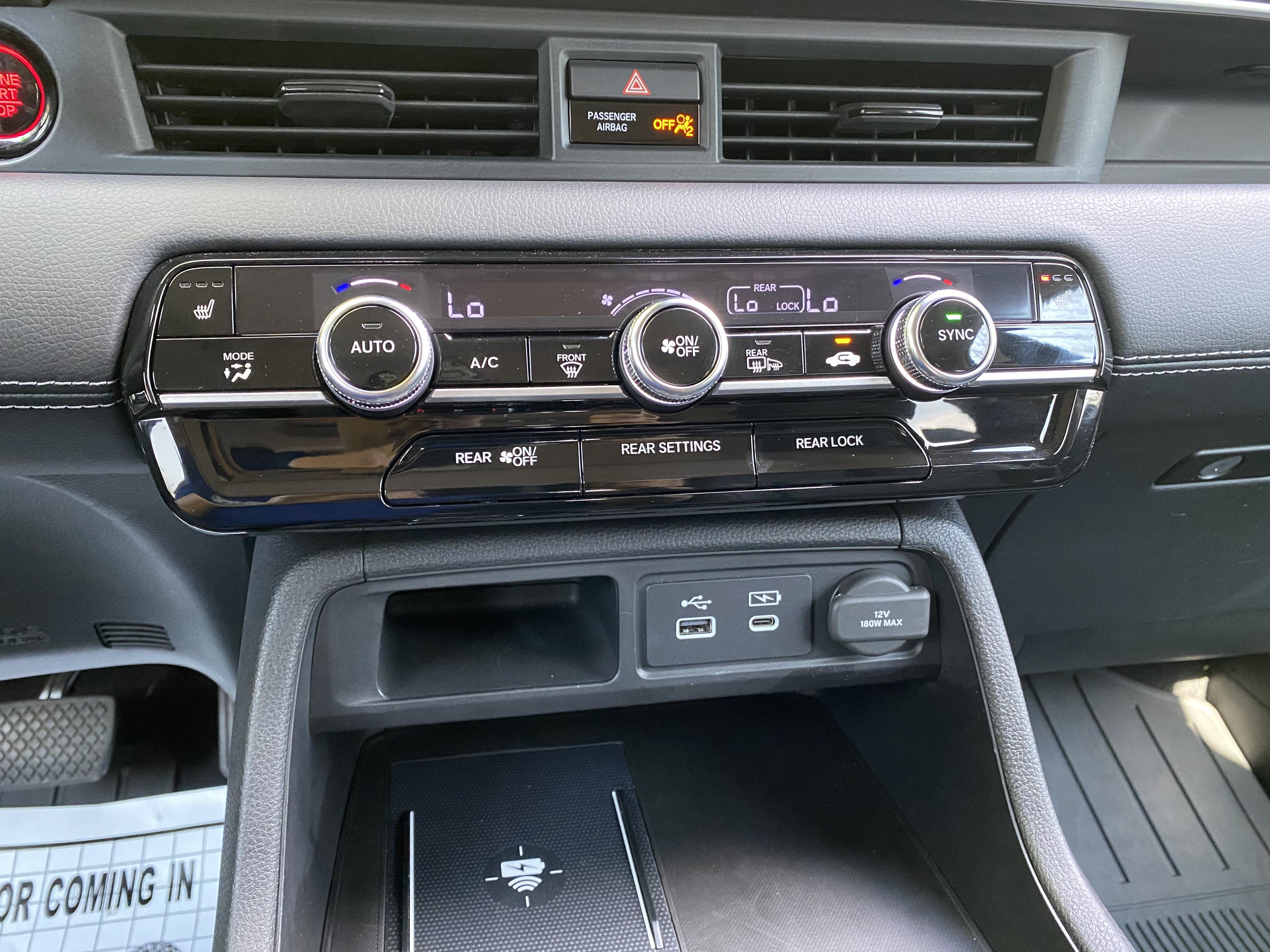 Used 2024 Honda Pilot Touring image 28