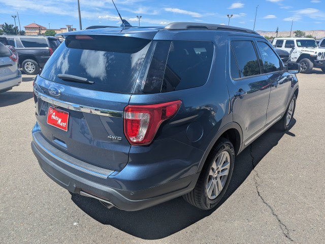 Used 2018 Ford Explorer XLT w/ Equipment Group 202A AWD/4WD image 5