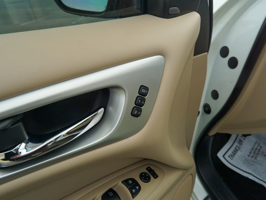 Used 2019 Nissan Pathfinder SL image 21