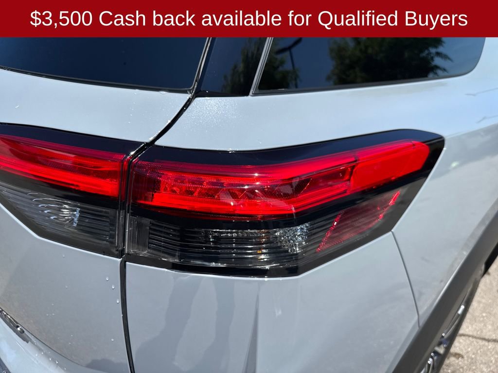 New 2026 Nissan Pathfinder Platinum image 43