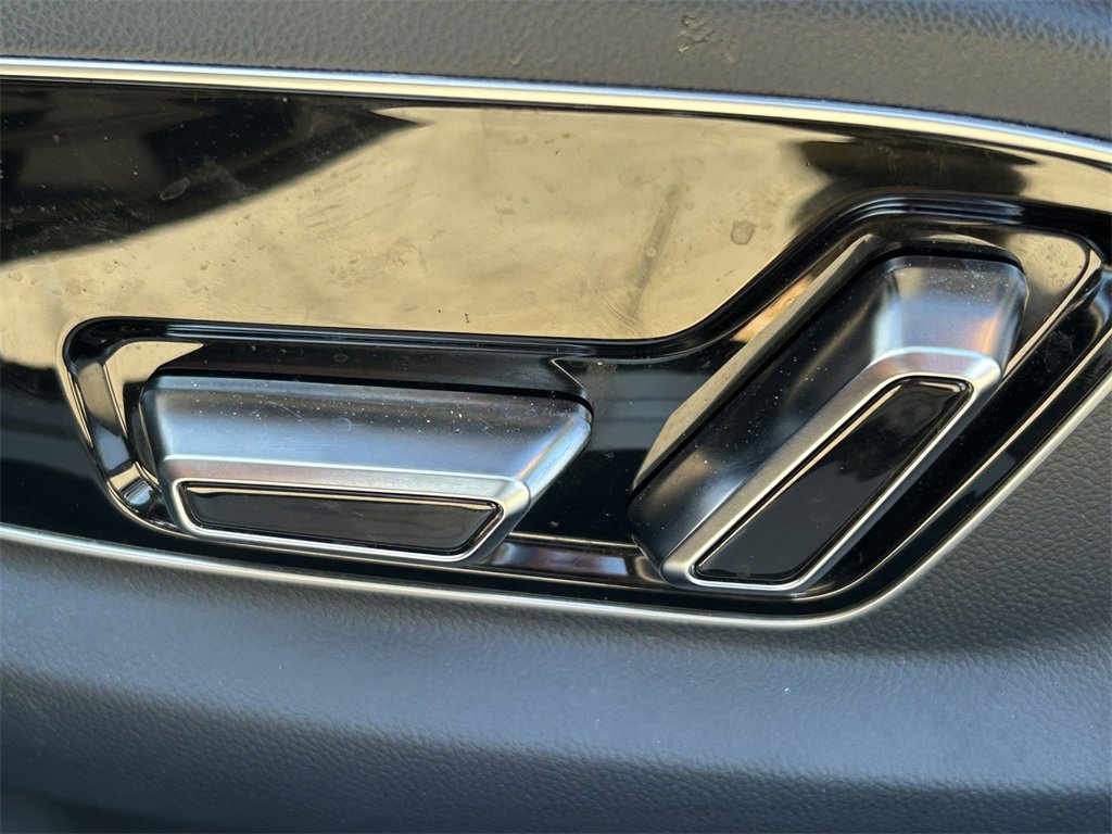 Used 2022 Audi A8 L 3.0T image 34