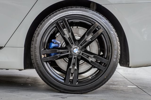 Used 2018 BMW 740i xDrive AWD/4WD image 14
