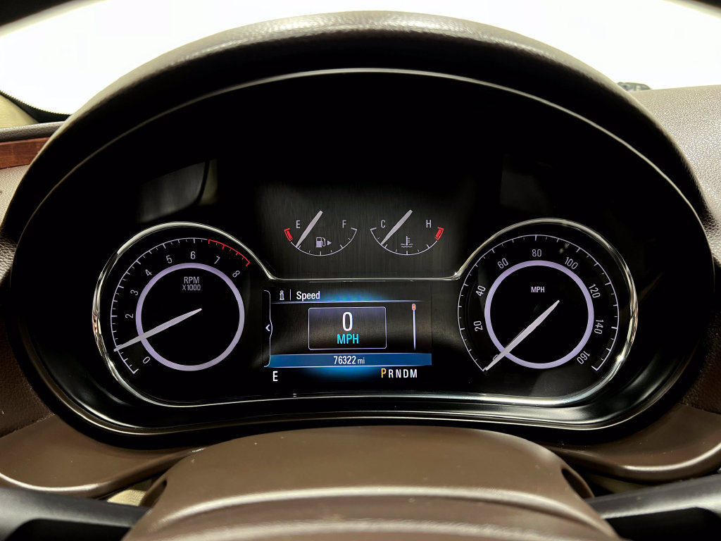 Used 2017 Buick Regal Sport Touring FWD image 23