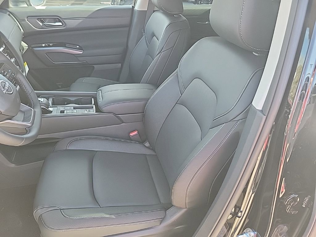 New 2026 Nissan Pathfinder SL FWD image 19